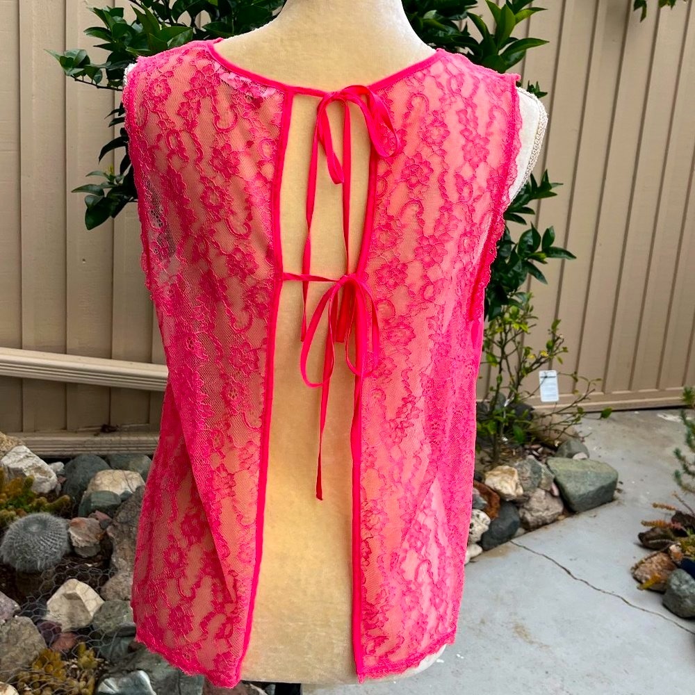 Tie back short negligee